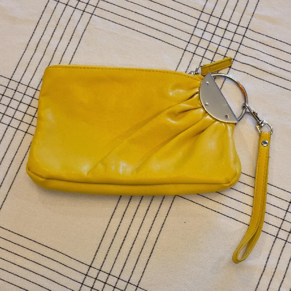 Chic Yellow Wristlet with Silver Accent - Picture 1 of 4